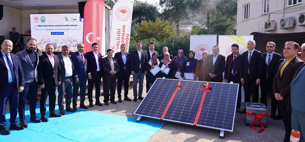Kırsalı Kalkındıran Projede Göçer Ailelere Taşınabilir GES Desteği Sağlandı